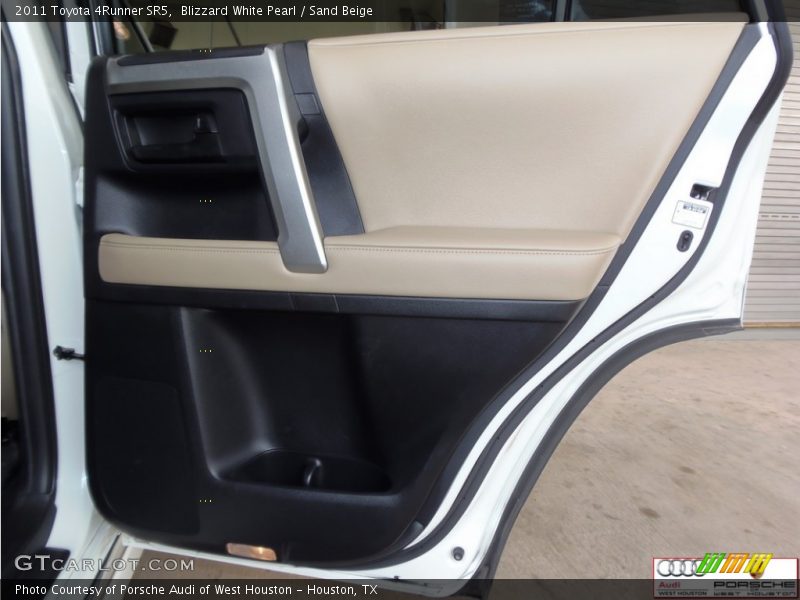 Blizzard White Pearl / Sand Beige 2011 Toyota 4Runner SR5