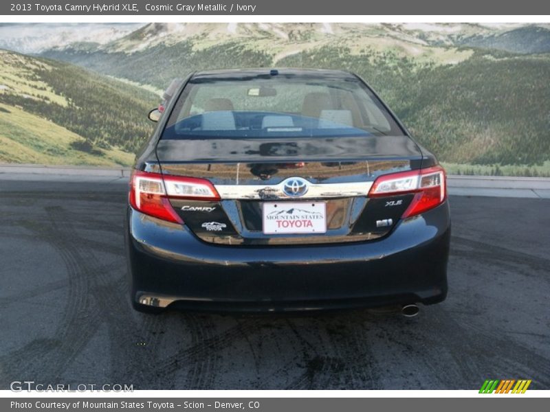 Cosmic Gray Metallic / Ivory 2013 Toyota Camry Hybrid XLE