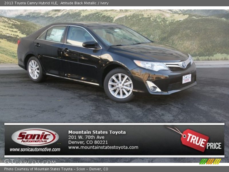 Attitude Black Metallic / Ivory 2013 Toyota Camry Hybrid XLE