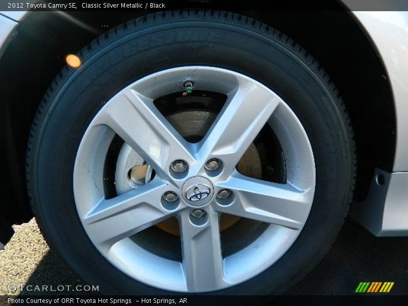 Classic Silver Metallic / Black 2012 Toyota Camry SE