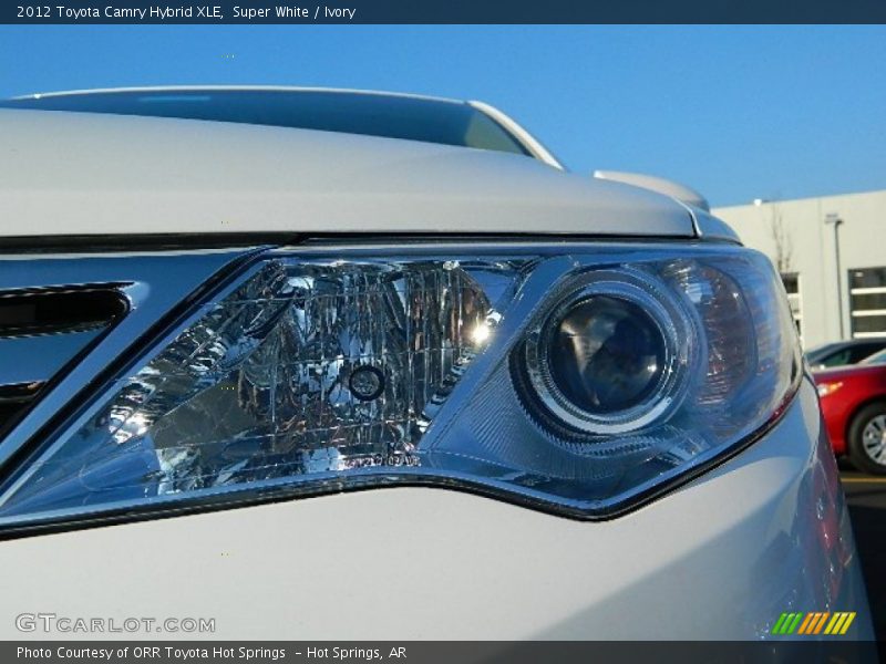 Super White / Ivory 2012 Toyota Camry Hybrid XLE