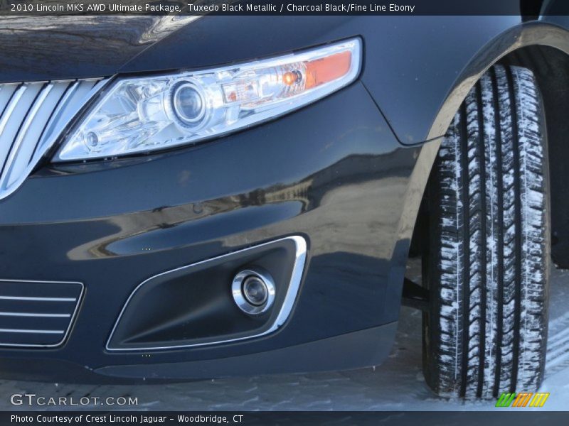 Tuxedo Black Metallic / Charcoal Black/Fine Line Ebony 2010 Lincoln MKS AWD Ultimate Package