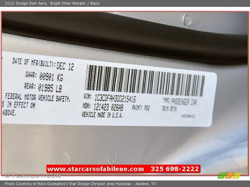 Bright Silver Metallic / Black 2013 Dodge Dart Aero