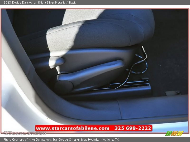 Bright Silver Metallic / Black 2013 Dodge Dart Aero