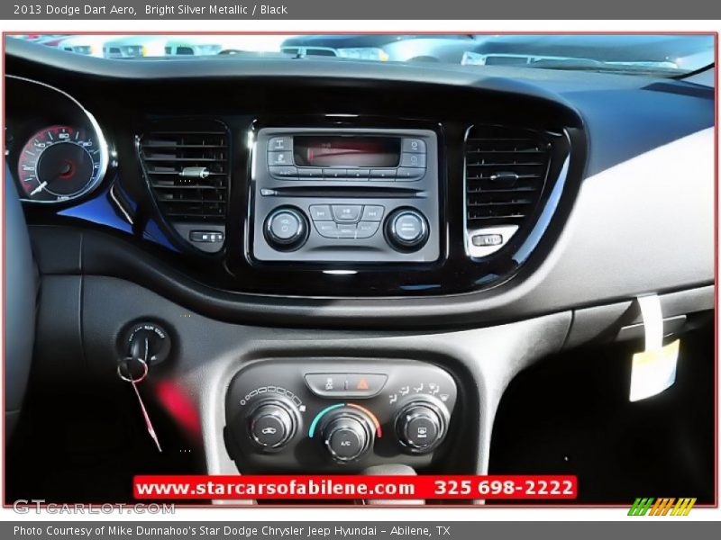 Bright Silver Metallic / Black 2013 Dodge Dart Aero
