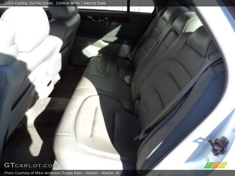 Cotillion White / Neutral Shale 2000 Cadillac DeVille Sedan