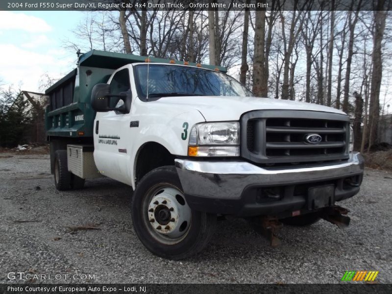 Oxford White / Medium Flint 2004 Ford F550 Super Duty XL Regular Cab 4x4 Dump Truck