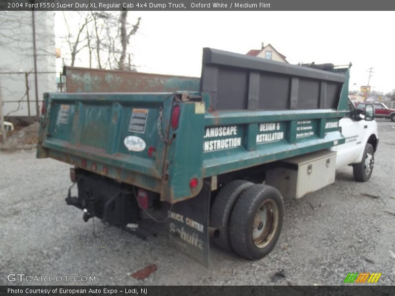 Oxford White / Medium Flint 2004 Ford F550 Super Duty XL Regular Cab 4x4 Dump Truck