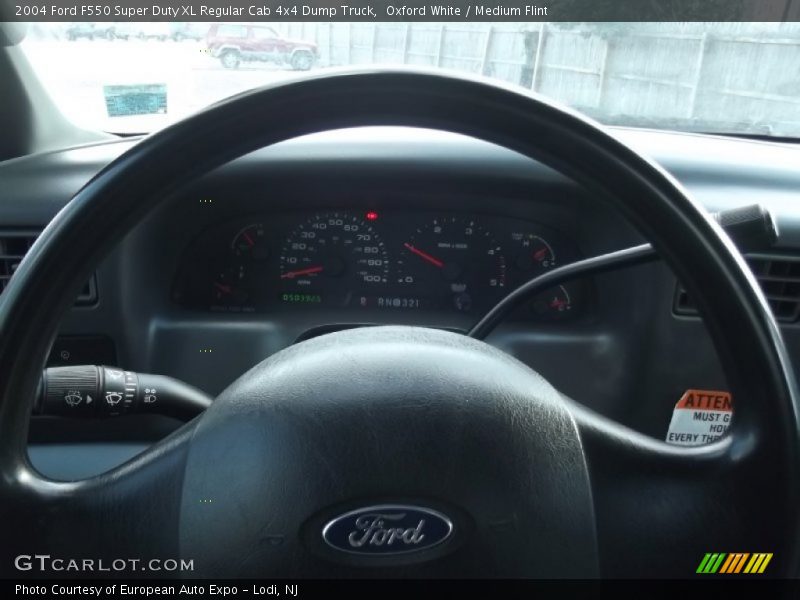 Oxford White / Medium Flint 2004 Ford F550 Super Duty XL Regular Cab 4x4 Dump Truck