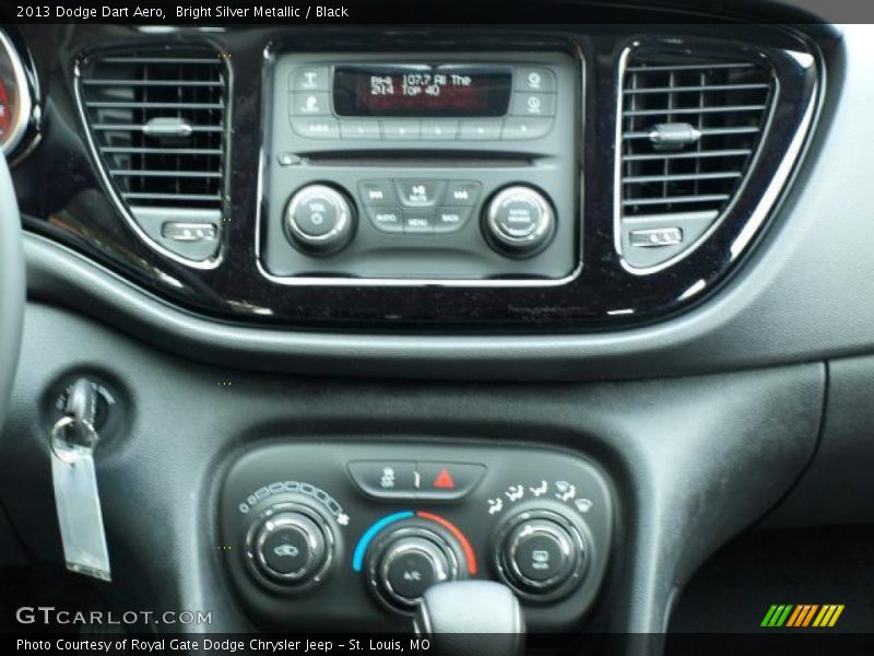 Bright Silver Metallic / Black 2013 Dodge Dart Aero