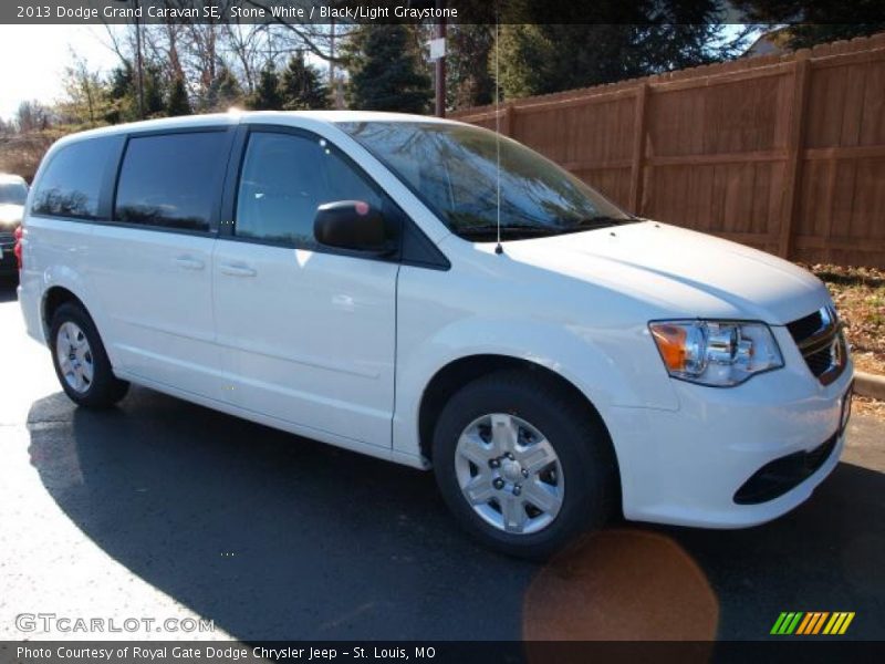 Stone White / Black/Light Graystone 2013 Dodge Grand Caravan SE