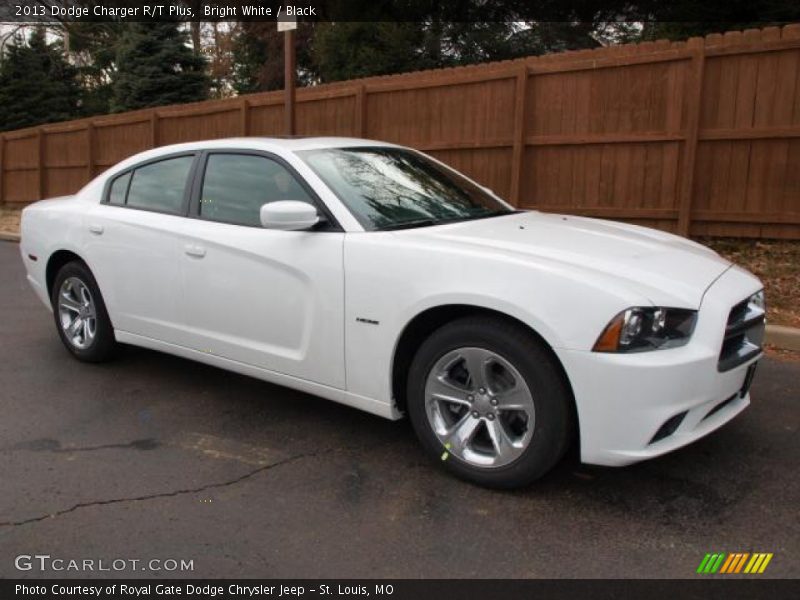 Bright White / Black 2013 Dodge Charger R/T Plus