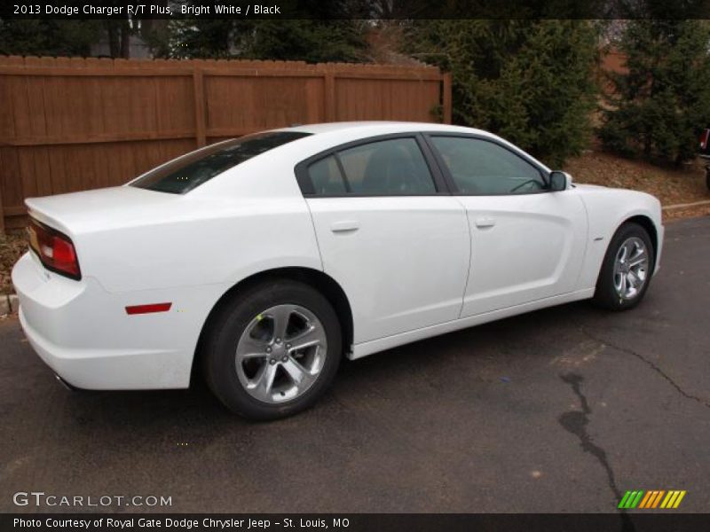 Bright White / Black 2013 Dodge Charger R/T Plus