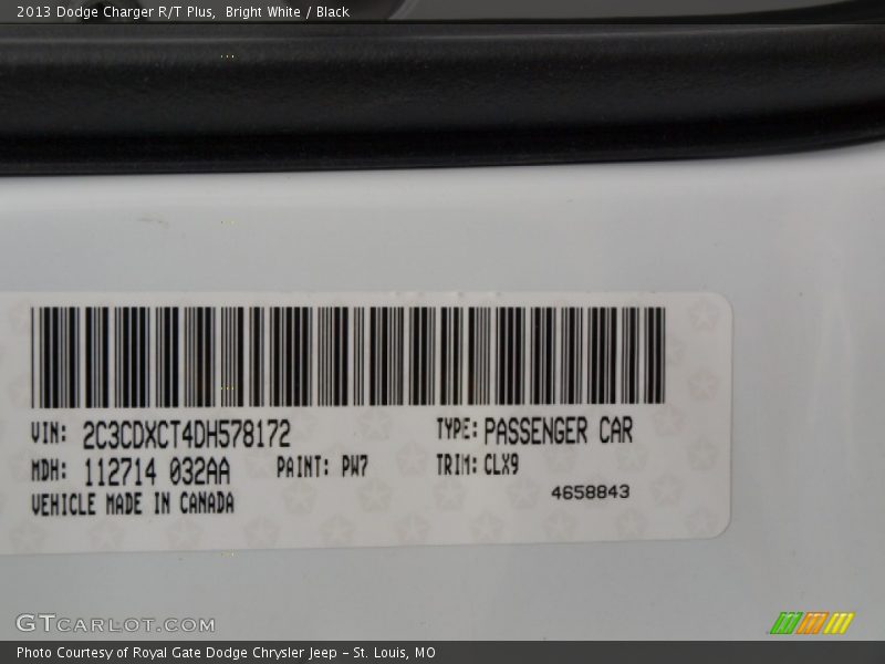 Bright White / Black 2013 Dodge Charger R/T Plus