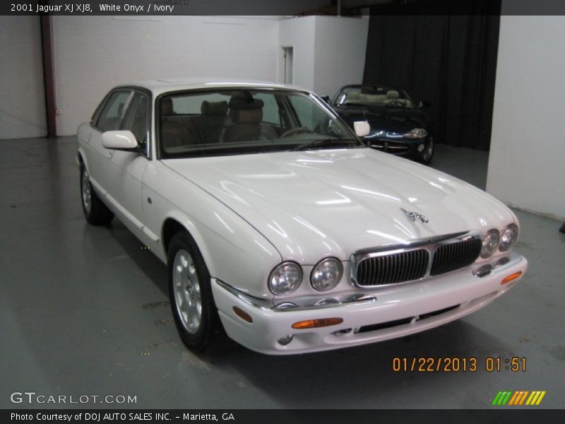 White Onyx / Ivory 2001 Jaguar XJ XJ8