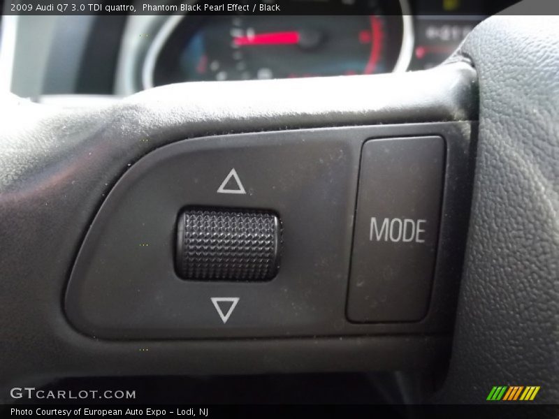 Phantom Black Pearl Effect / Black 2009 Audi Q7 3.0 TDI quattro