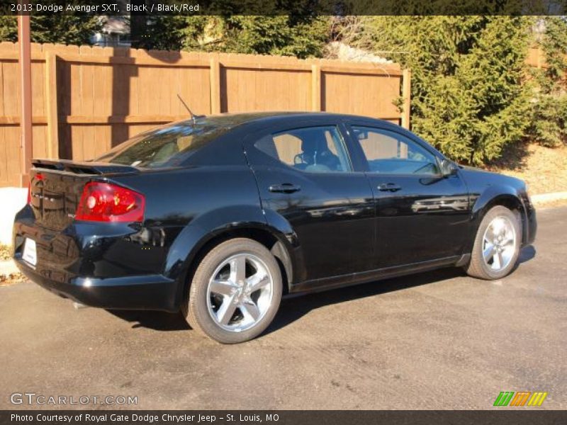 Black / Black/Red 2013 Dodge Avenger SXT