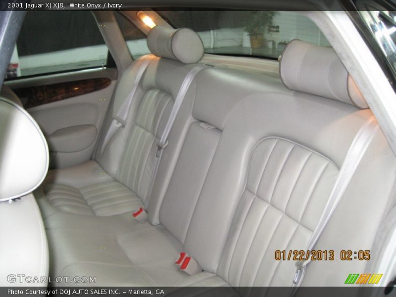 White Onyx / Ivory 2001 Jaguar XJ XJ8