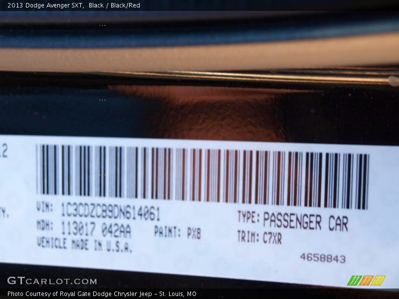 Black / Black/Red 2013 Dodge Avenger SXT