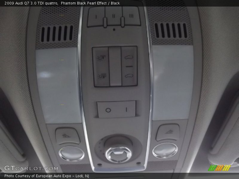 Phantom Black Pearl Effect / Black 2009 Audi Q7 3.0 TDI quattro