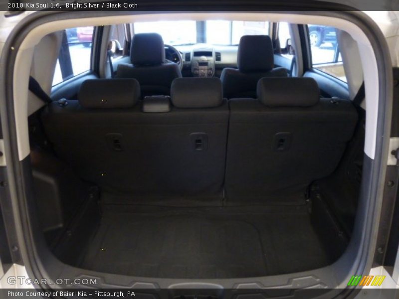 Bright Silver / Black Cloth 2010 Kia Soul 1.6