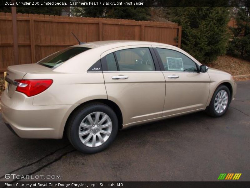 Cashmere Pearl / Black/Light Frost Beige 2013 Chrysler 200 Limited Sedan
