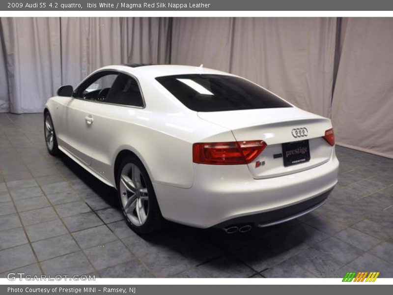 Ibis White / Magma Red Silk Nappa Leather 2009 Audi S5 4.2 quattro