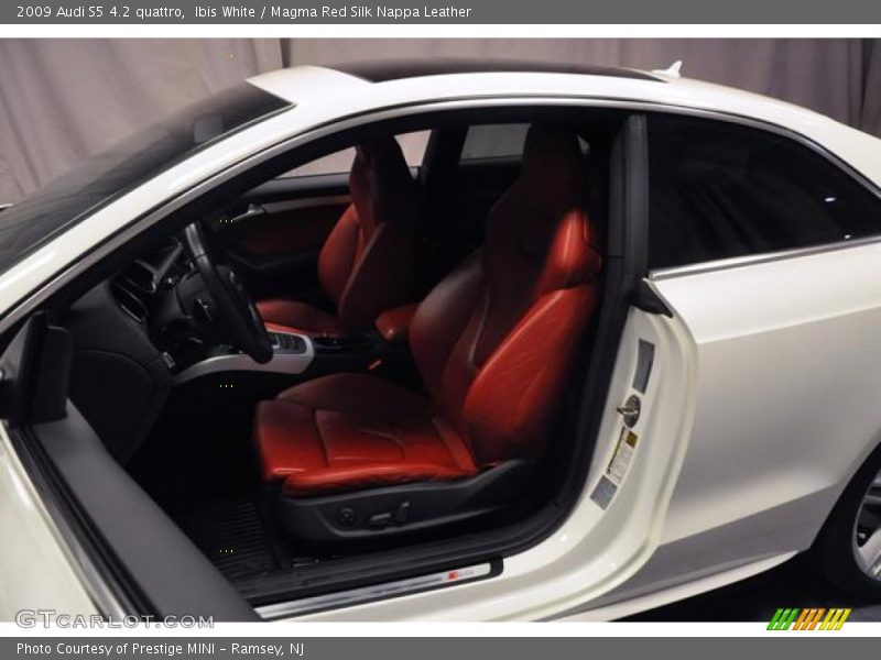 Ibis White / Magma Red Silk Nappa Leather 2009 Audi S5 4.2 quattro