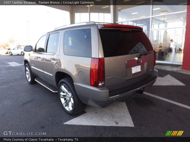Radiant Bronze / Cocoa/Light Cashmere 2007 Cadillac Escalade