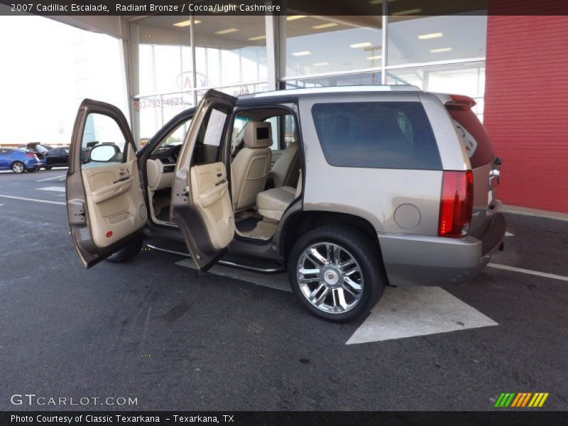 Radiant Bronze / Cocoa/Light Cashmere 2007 Cadillac Escalade