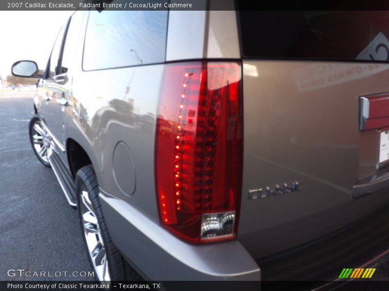Radiant Bronze / Cocoa/Light Cashmere 2007 Cadillac Escalade