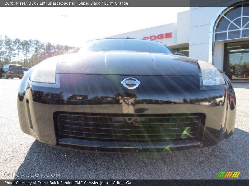 Super Black / Burnt Orange 2005 Nissan 350Z Enthusiast Roadster