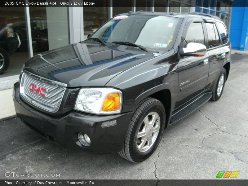 Onyx Black / Ebony 2005 GMC Envoy Denali 4x4