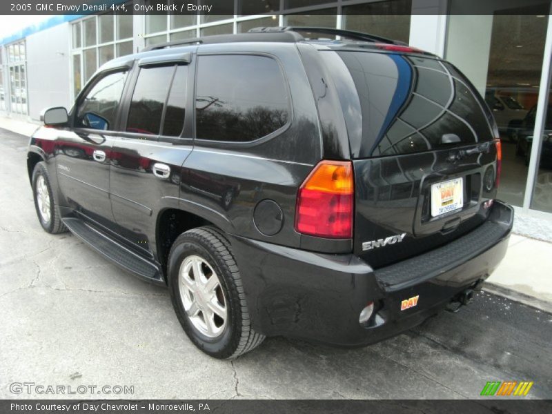 Onyx Black / Ebony 2005 GMC Envoy Denali 4x4