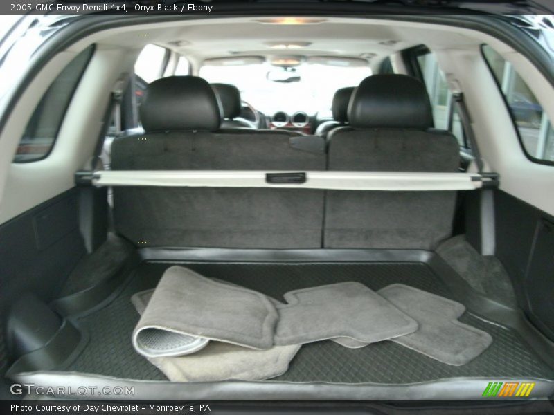 Onyx Black / Ebony 2005 GMC Envoy Denali 4x4