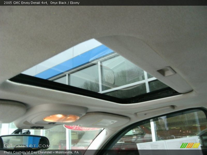 Onyx Black / Ebony 2005 GMC Envoy Denali 4x4