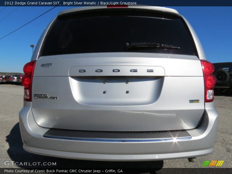 Bright Silver Metallic / Black/Light Graystone 2012 Dodge Grand Caravan SXT