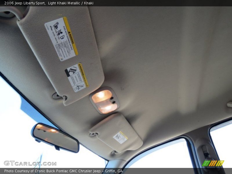 Light Khaki Metallic / Khaki 2006 Jeep Liberty Sport