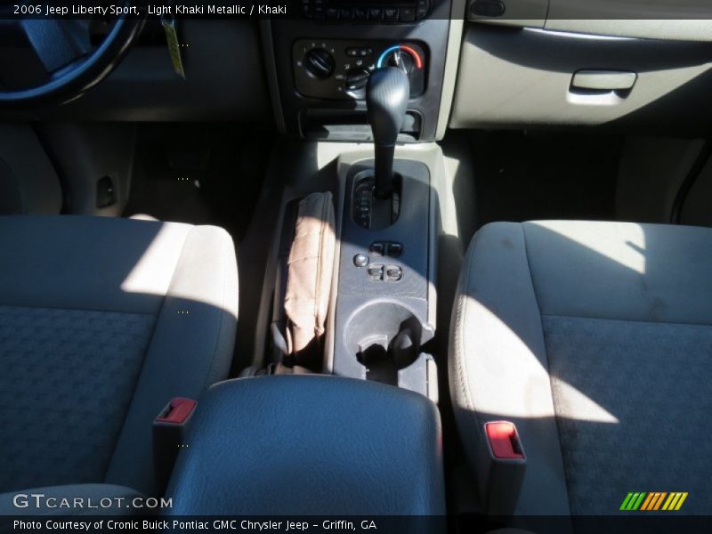 Light Khaki Metallic / Khaki 2006 Jeep Liberty Sport