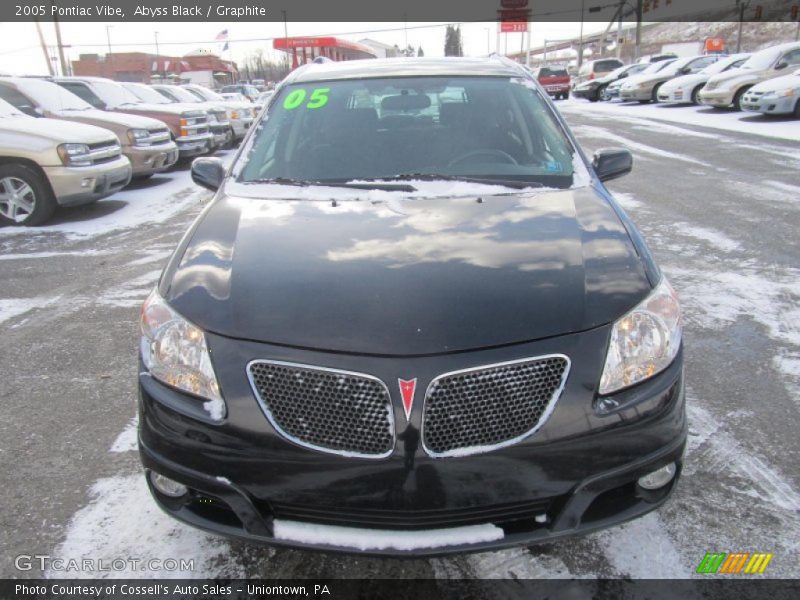 Abyss Black / Graphite 2005 Pontiac Vibe