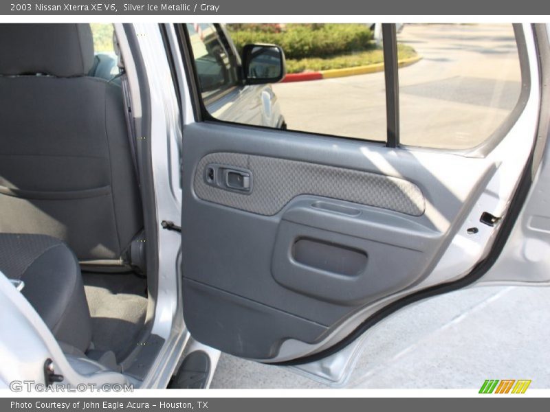Silver Ice Metallic / Gray 2003 Nissan Xterra XE V6