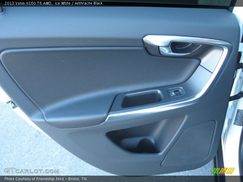 Ice White / Anthracite Black 2013 Volvo XC60 T6 AWD