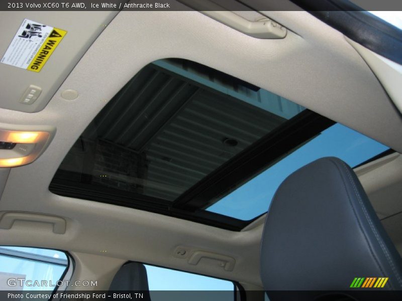 Ice White / Anthracite Black 2013 Volvo XC60 T6 AWD