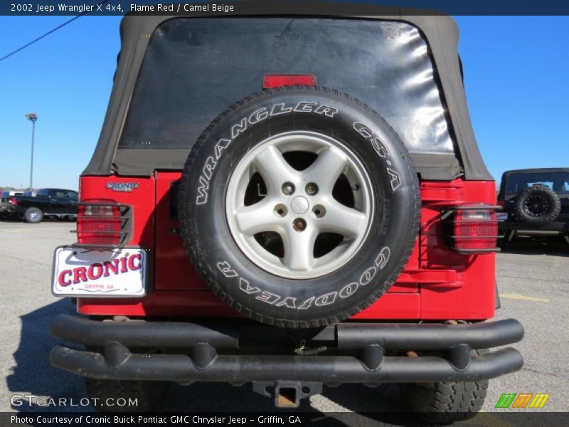 Flame Red / Camel Beige 2002 Jeep Wrangler X 4x4