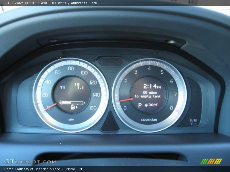 Ice White / Anthracite Black 2013 Volvo XC60 T6 AWD