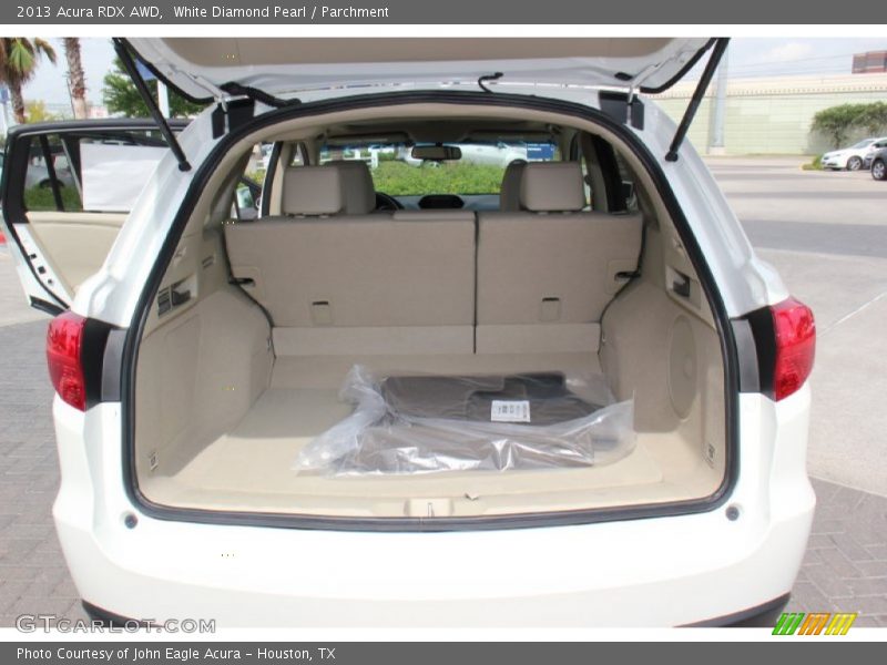 White Diamond Pearl / Parchment 2013 Acura RDX AWD