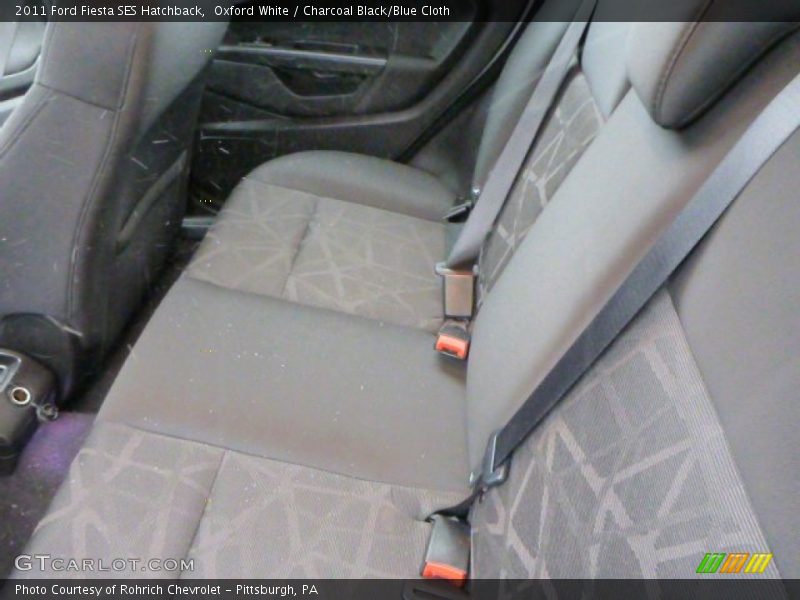 Oxford White / Charcoal Black/Blue Cloth 2011 Ford Fiesta SES Hatchback