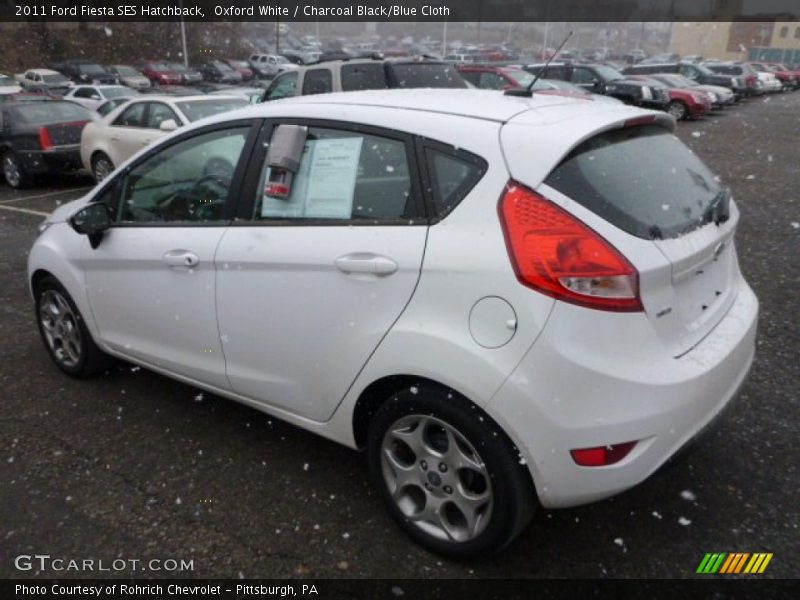 Oxford White / Charcoal Black/Blue Cloth 2011 Ford Fiesta SES Hatchback