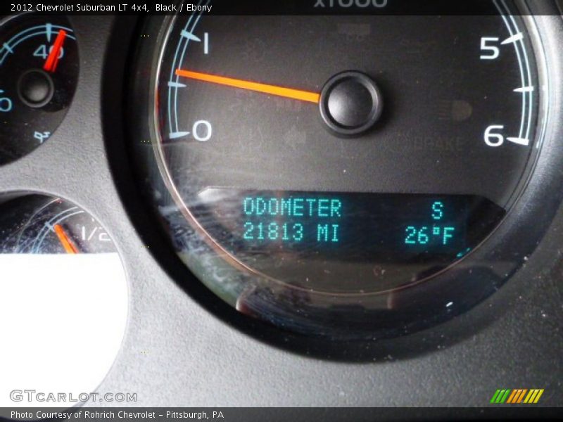 Black / Ebony 2012 Chevrolet Suburban LT 4x4