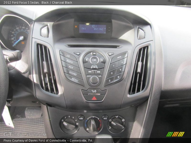 Black / Charcoal Black 2012 Ford Focus S Sedan